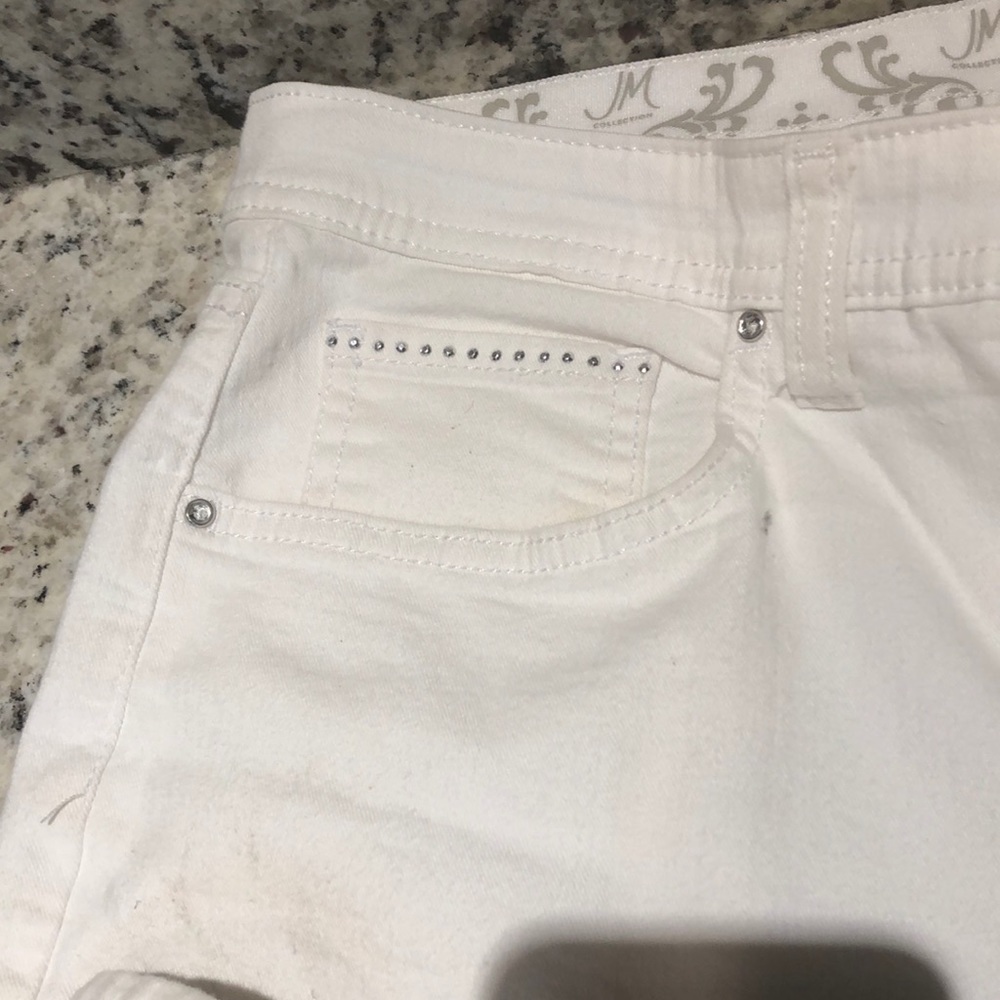 JM Collection White Denim Jeans - Picture 4 of 6